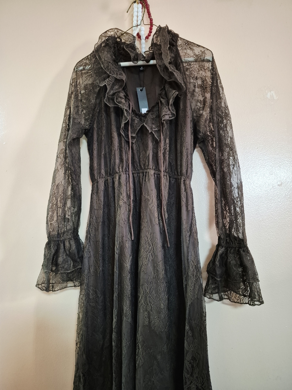 Steve Madden Brown Lace Ruffle-Front Long Sleeve Dress